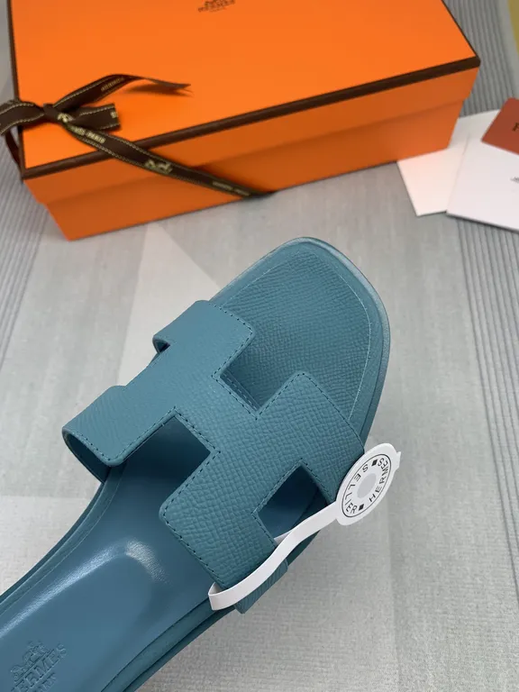 Hermes Shoe 